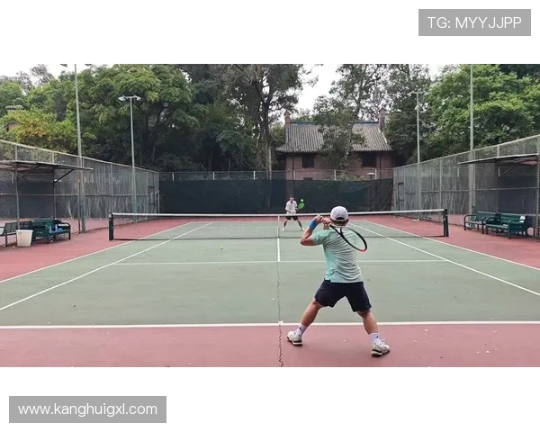 成都网球队的反击革新之路：重塑竞技精神与团队协作新模式